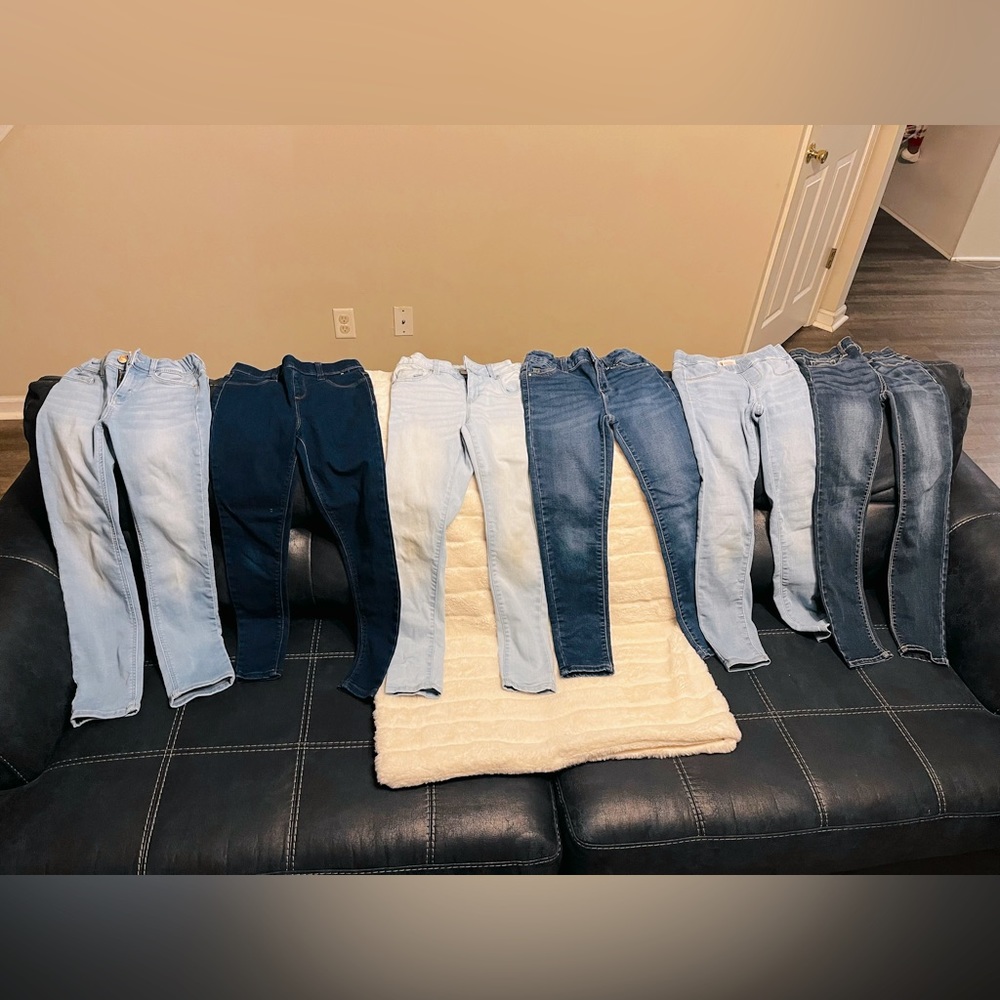 Girls Jeans/Jeggins